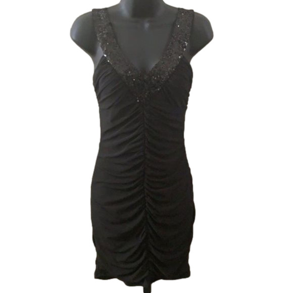 𝅺LOVE Tease Sequin Cocktail Dress - Picture 1 of 7
